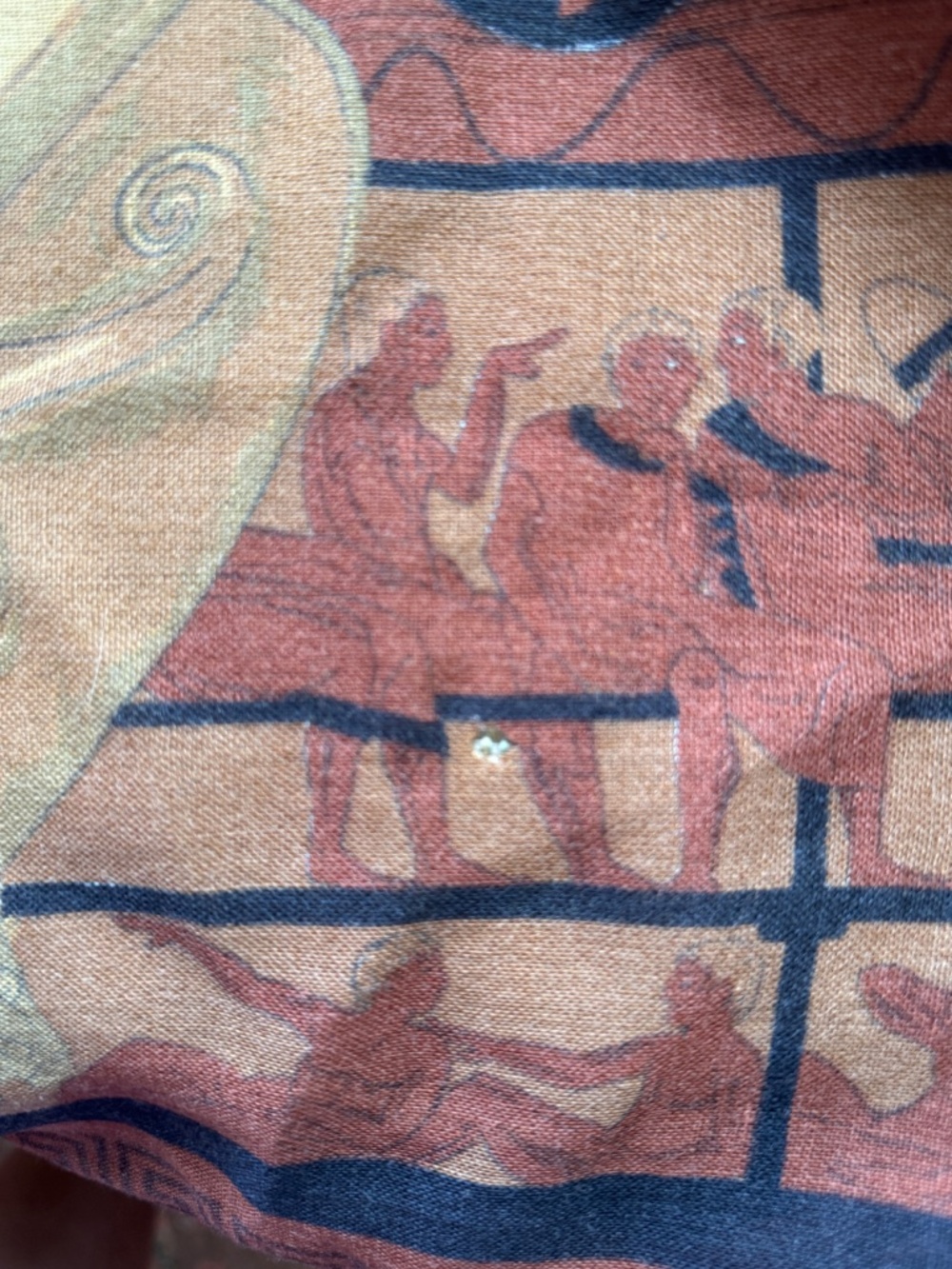 gorgeous giant real FENDI shawl/scarf - Picture 16 of 16
